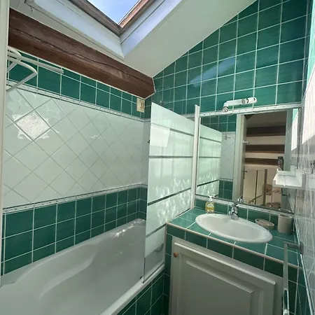 Appartement Les Pieds Dans L Eau Hyeres Exterior photo
