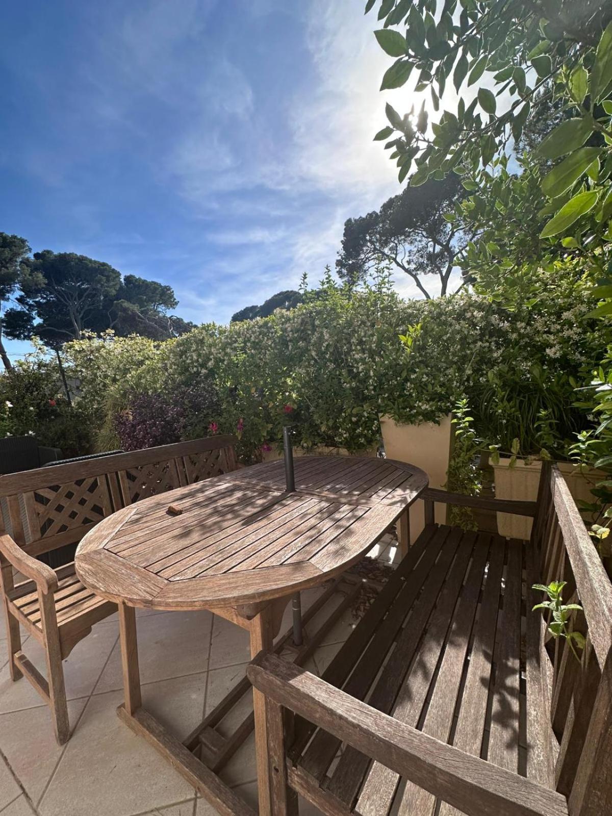 Les Pieds Dans L Eau Apartment Hyeres